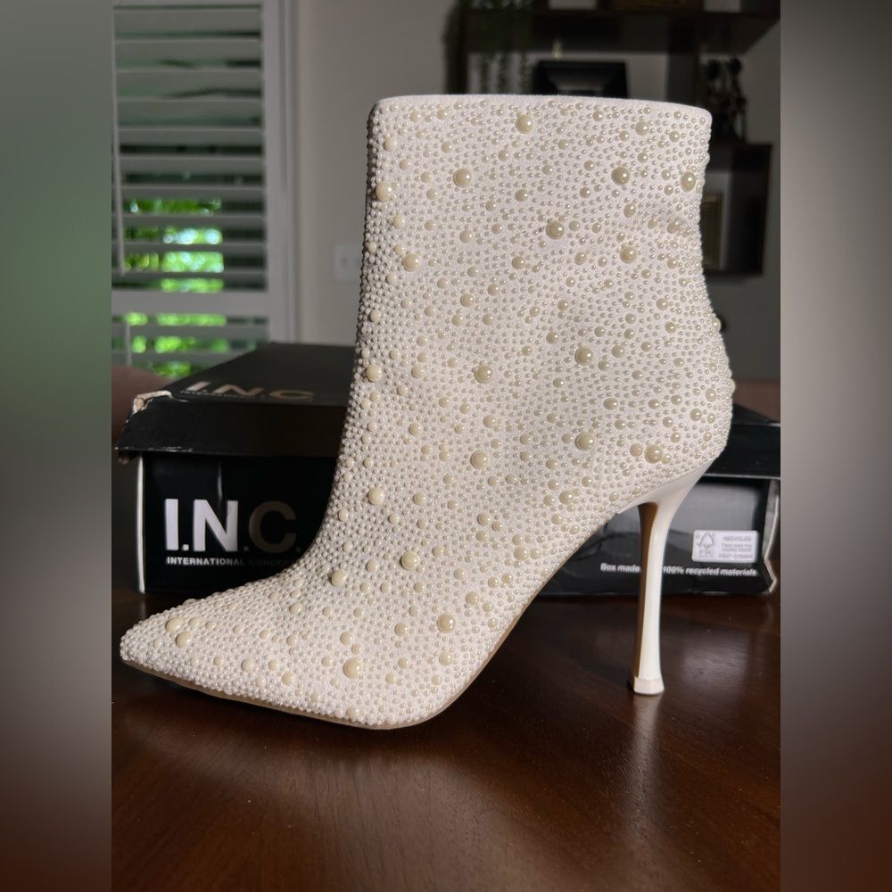 INC International Concepts Rakima Cream Embellished Heeled Boots 🔥 NWT 🔥size 7